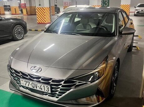 Hyundai Elantra 2023