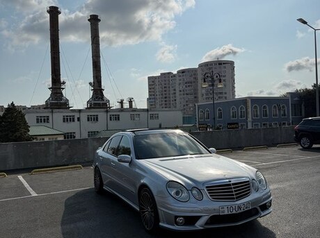 Mercedes E 240 2002