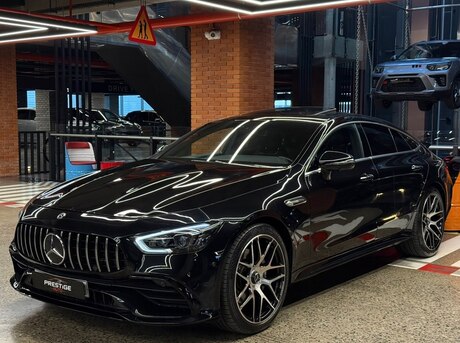 Mercedes  2021