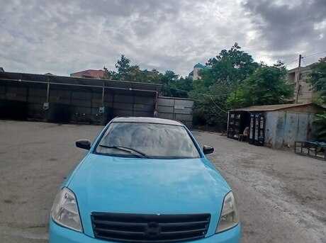 Nissan Teana 2004