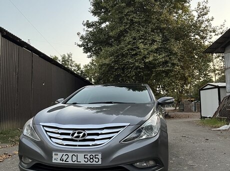 Hyundai Sonata 2012