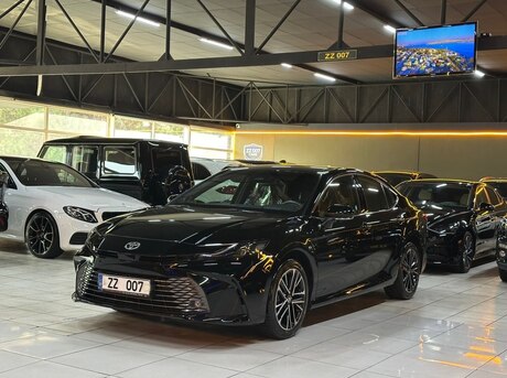 Toyota Camry 2026