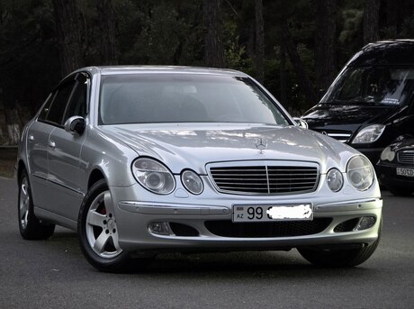 Mercedes E 220 2004