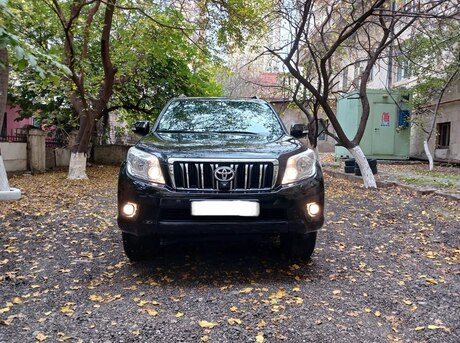 Toyota Land Cruiser Prado 2012