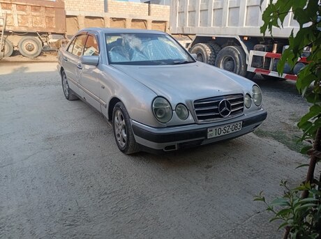 Mercedes E 230 1996