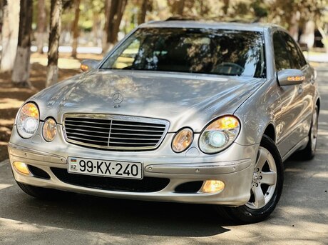 Mercedes E 240 2002