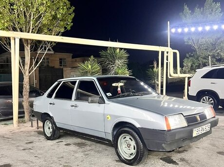 LADA (VAZ) 21099 1998