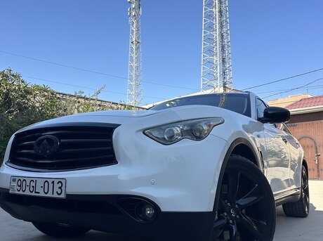 Infiniti FX35 2011
