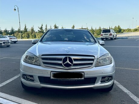 Mercedes C 250 4MATIC 2010
