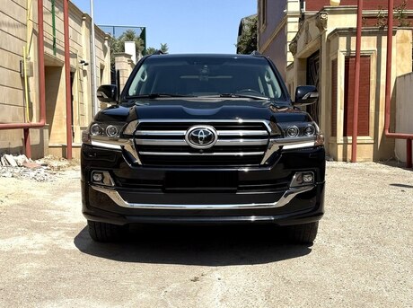 Toyota Land Cruiser 2018