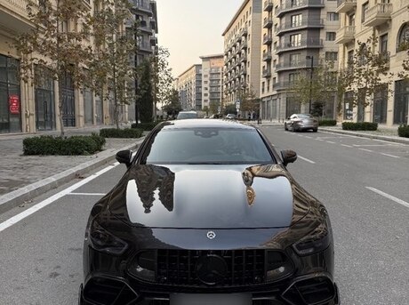 Mercedes  2019