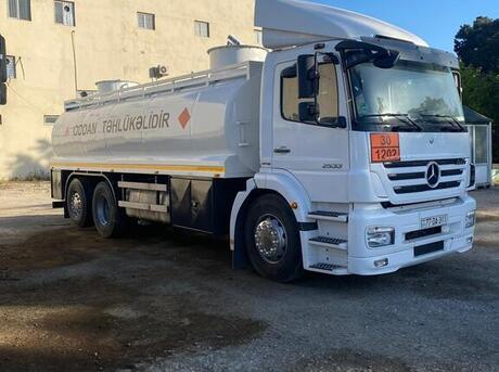 Mercedes Axor 2533 2010