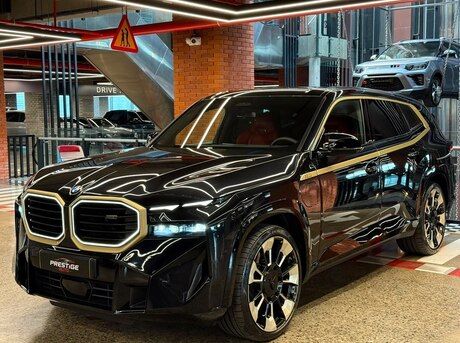 BMW XM 2023