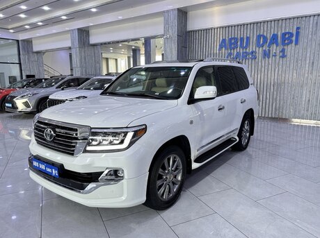 Toyota Land Cruiser 2011