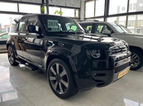 Land Rover Defender 2026