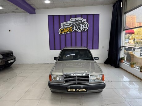 Mercedes 190 1990