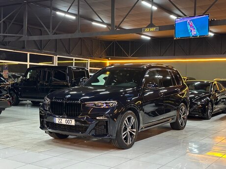 BMW X7 2021