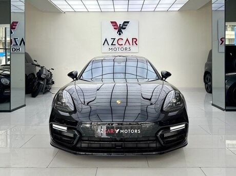 Porsche Panamera GTS 2023