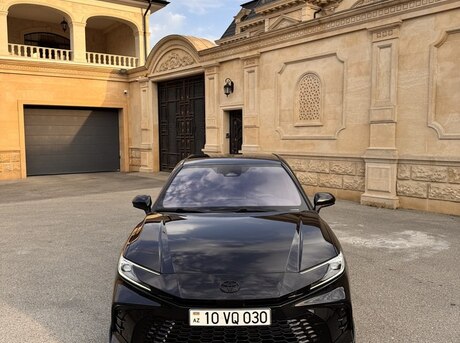 Toyota Camry 2024
