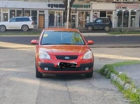 Kia Rio 2006