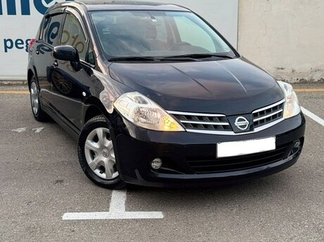 Nissan Tiida 2012