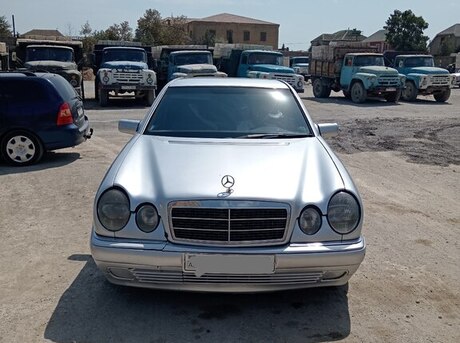 Mercedes E 250 1996
