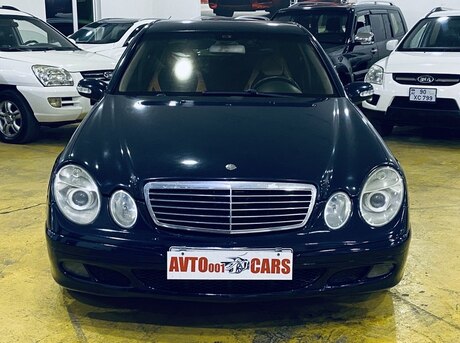 Mercedes E 220 2003