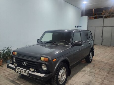 LADA (VAZ) Niva 2017