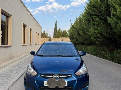 Hyundai Accent 2015