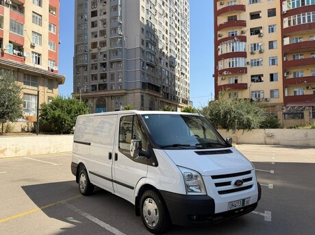 Ford Transit 2010