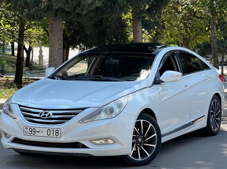Hyundai Sonata 2010