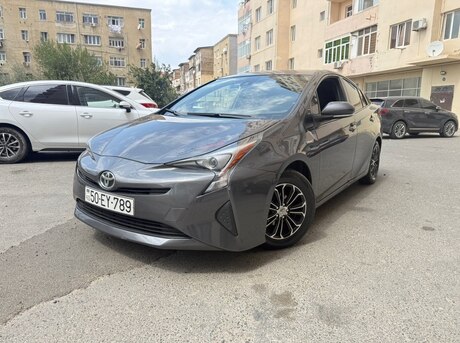 Toyota Prius 2016