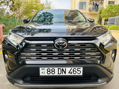 Toyota RAV4 2021