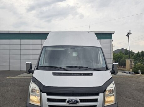 Ford Transit 2012