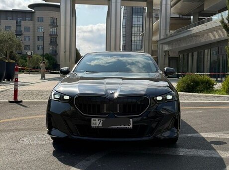 BMW 530 2024