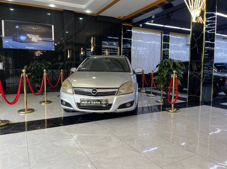 Opel Astra 2008