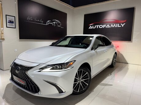 Lexus ES 300h 2024