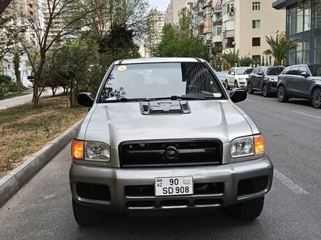 Nissan Pathfinder 2002
