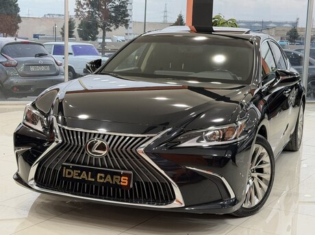 Lexus ES 250 2019