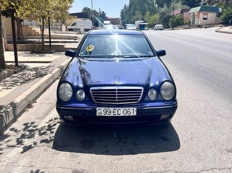 Mercedes E 270 2000
