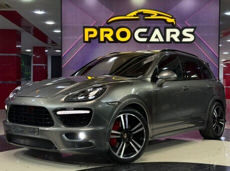 Porsche Cayenne GTS 2013