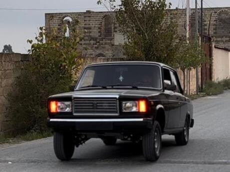 LADA (VAZ) 2107 2010
