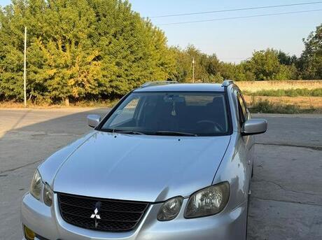 Mitsubishi Airtrek 2003