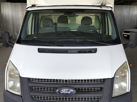 Ford Transit 2012