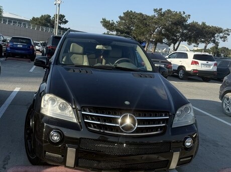 Mercedes ML 63 AMG 2007