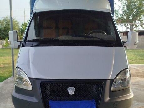 GAZ 2705 2004