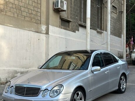 Mercedes E 240 2002