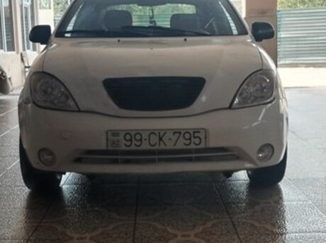 Saipa Tiba 2012