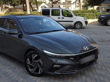 Hyundai Elantra 2024