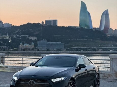 Mercedes  2019